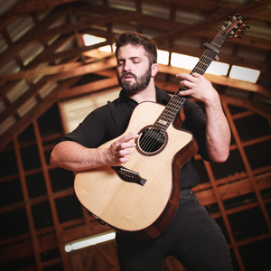 推油按摩《无删减》
